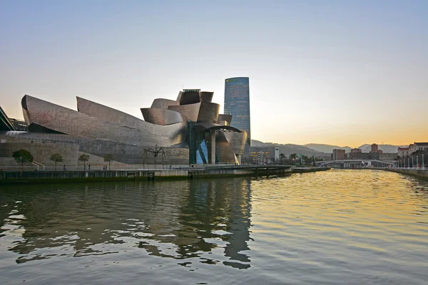 Guggenheim in Bilbao. Spanje. — Stockfoto