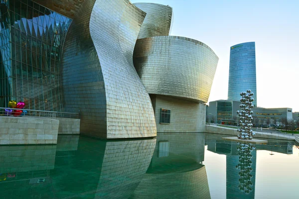 Guggenheimmuseum. Bilbao. Spanje. — Stockfoto