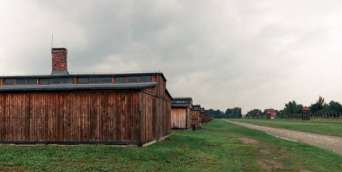 Auschwitz, Polonya, 18 Eylül 2021 esirlerin karantinada tutulduğu kamp kışlası. Auschwitz Birkenau ölüm kampı.