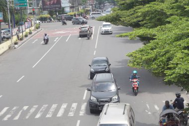 Kediri, Doğu Java, Endonezya - 20 Şubat 2021: Doğal bir geçmişe sahip araç