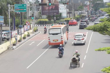 Kediri, Doğu Java, Endonezya - 20 Şubat 2021: Doğal bir geçmişe sahip araç