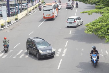 Kediri, Doğu Java, Endonezya - 20 Şubat 2021: Doğal bir geçmişe sahip araç