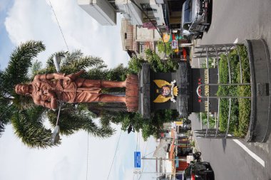 Kediri, Doğu Java, Endonezya - 10 Mart 2020: Kediri 'deki Panji Asmoro Bangun Anıtı