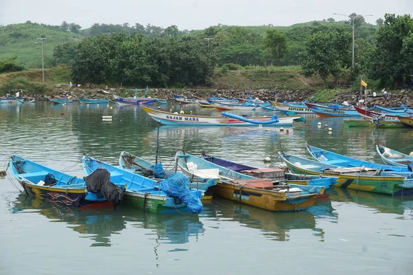 Blitar Java Oriental Indonesia Abril 2020 Barco Mar Tambakrejo — Foto de Stock