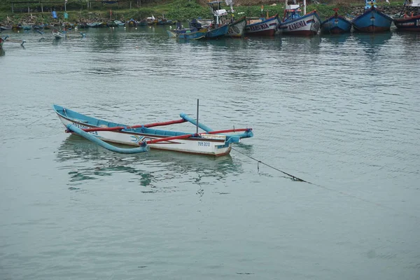 Blitar Java Oriental Indonesia Abril 2021 Barco Playa Tambakrejo — Foto de Stock