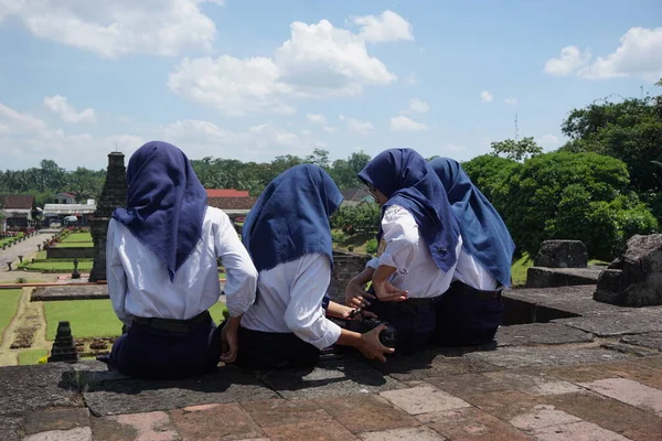 Blitar Java Oriental Indonesia Abril 2021 Estudiante Secundaria Indonesia Pasó —  Fotos de Stock