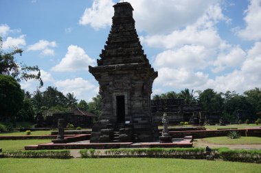 Blitar, Doğu Java, Endonezya - 10 Nisan 2021: Blitar, Doğu Java, Endonezya 'daki Penataran tapınağı