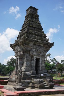 Blitar, Doğu Java, Endonezya - 10 Nisan 2021: Blitar, Doğu Java, Endonezya 'daki Penataran tapınağı