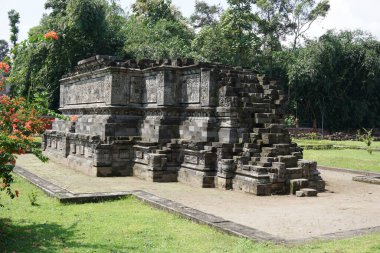 Kediri, Doğu Java Endonezya - 15 Mart 2021: Kediri, Doğu Java Endonezya 'daki surowono tapınağı