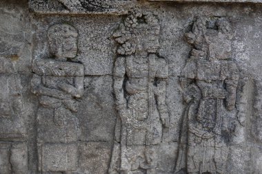 Blitar, Doğu Java, Endonezya - 25 Nisan 2021: Penataran Tapınağı, Blitar, Doğu Java Endonezya taşı üzerindeki antik rahatlama