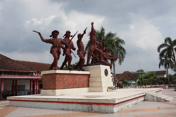 Blitar Java Oriental Indonesia Mayo 2021 Monumento Peta Como Símbolo — Foto de Stock