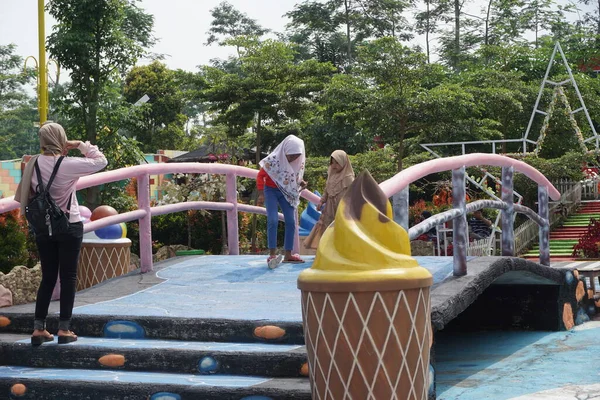 Vue Bâtiment Coloré Sur Kota Mungil Ngancar Kediri Java Oriental — Photo