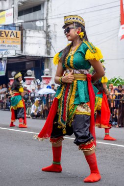 Angguk dance from jogjakarta at 4th BEN carnival. This dance is an expression of gratitude for the rice harvest and an invitation to do good.