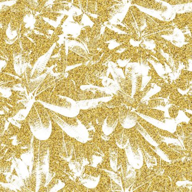 Altın parıltısı ve beyaz tropikal desenler