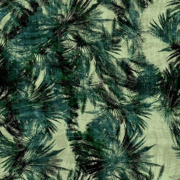 Green tropical palm tree leaves seamless pattern — Stock Photo, Image