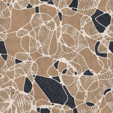 Çuval bezi, karton ve kot kolajı.