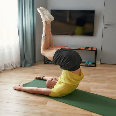 Sportif kel adam spor yaparken, spor yaparken, spor yaparken, spor yaparken, spor yaparken, spor yaparken, spor yaparken, spor yaparken.