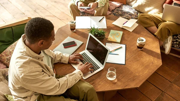 Young african american freelancer working together — Stock Photo, Image