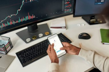 Evdeki aletlerle insan ticaretini kapat.