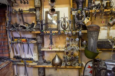 Eski gelenek Demirci Atölyesi