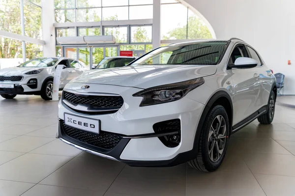 ROSTOV-ON-DON, Oroszország - CIRCA JÚNIUS 2020: Kia XCeed, új népszerű modell — Stock Fotó