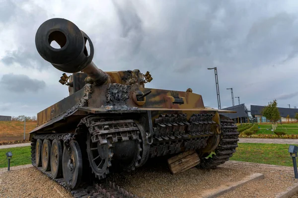 SAMBEK, RUSSIA - CIRCA OCTOBER 2020: Heavy Tank Tiger — Stock Photo, Image
