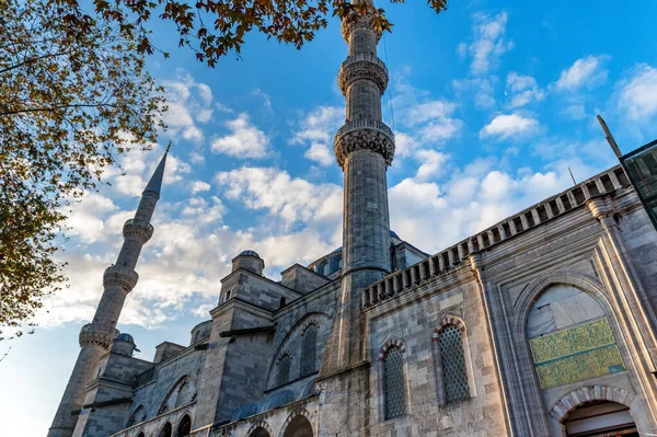 Sultan Ahmed Moskee buitenkant in Istanbul — Stockfoto
