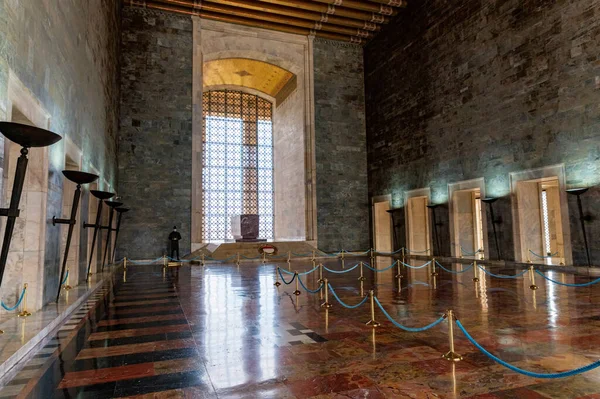 2012 년 12 월 14 일에 확인 함 . ANKARA, TURKEY - 14 DECEMBER 2020: hall of Honour in Anitkabir mausoleum — 스톡 사진