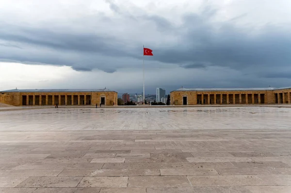 ISTANBUL, TURKEY - 14 DECEMBER 2020: Panorama Ankara from Anitkabir under flag — Stock Photo, Image