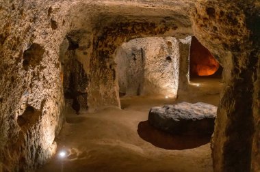 Türkiye yeraltı kenti Kaymakli 'nin başlıca turistik cazibesi