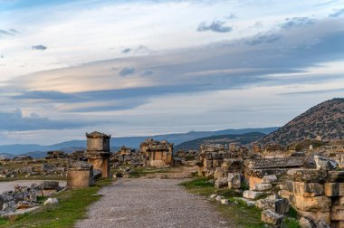 Türkiye 'deki antik Hierapolis No.Necropolis kalıntıları