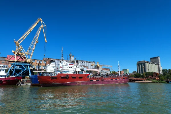 Harbour on river Don — Stock Photo, Image