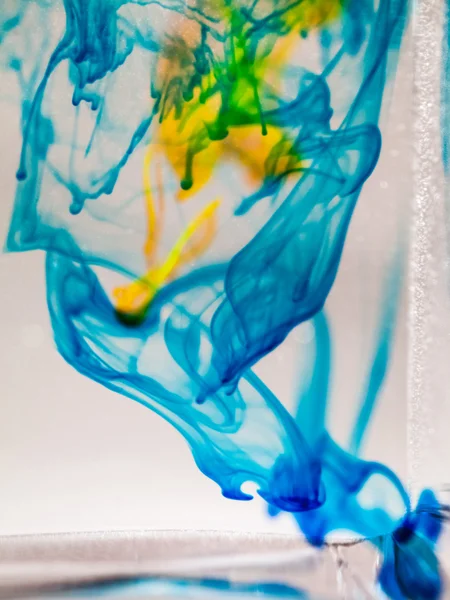 Abstracte compositie met inkt en kleine bubbels. Mooie achtergrond, de textuur en de kleuren — Stockfoto