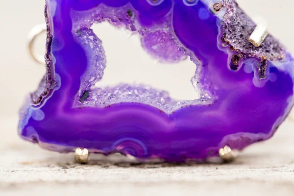 Agate - belles tranches colorées et texture argentée — Photo