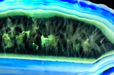 Akik-güzel, renkli dilimleri ve doku