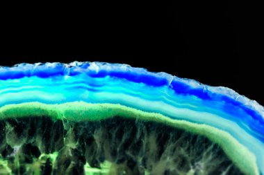 Akik-güzel, renkli dilimleri ve doku