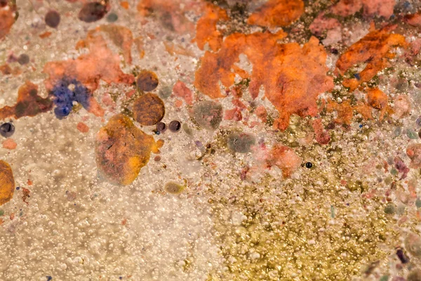 Composición abstracta con mezcla de aceite, agua y tinta de colores. Concepto de contaminación — Foto de Stock