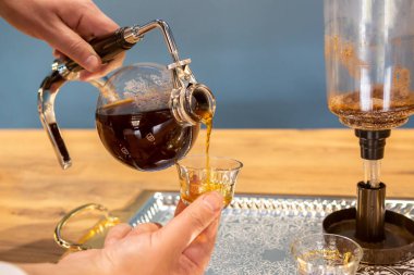 Kahve doldurucu - özel teknik, detaylar, nesneler ve hazırlık