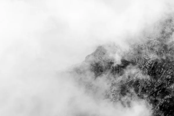 Landscape from Bucegi Mountains, part of Southern Carpathians in Romania in a very foggy day — Stock Photo, Image