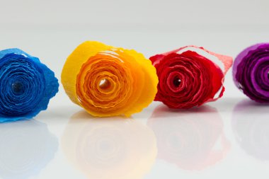 krep, ışıklar ve gölgeler ile renkli soyut kompozisyon