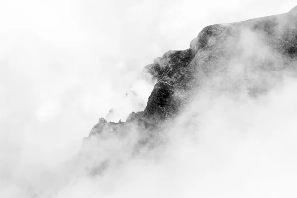 Nieva el paisaje en el parque — Foto de Stock