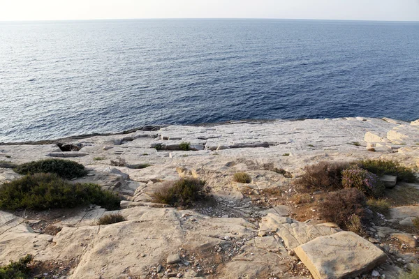 Landscape with water and rocks in Thassos island, Greece, next to the natural pool called Giola Beautiful textures and details — Stock Photo, Image