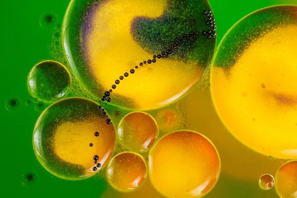 Composizione astratta e colorata con olio, acqua e inchiostro — Foto Stock