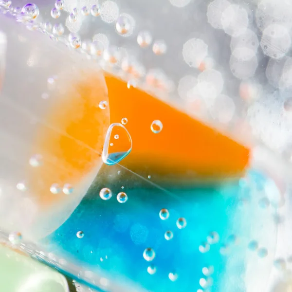 Streszczenie skład z podwodnych rur z galaretki kolorowe kulki wewnątrz i pęcherzyki — Zdjęcie stockowe