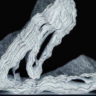 krep, ışıklar ve gölgeler ile renkli soyut kompozisyon