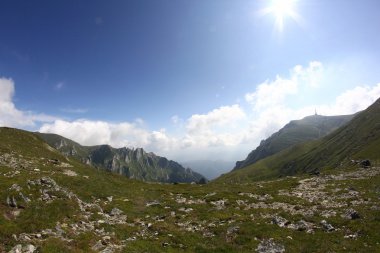 Romanya 'daki Güney Karpatlar' ın bir parçası olan Bucegi Dağları 'ndan manzara