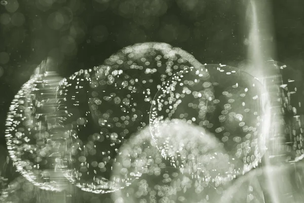 Абстрактні підводні ігри з бульбашками і світлом — стокове фото