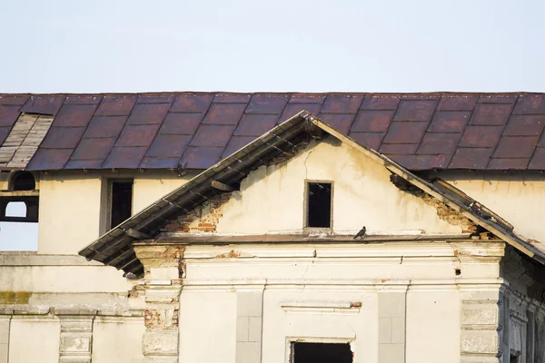 Partes de uma casa arruinada - texturas diferentes — Fotografia de Stock