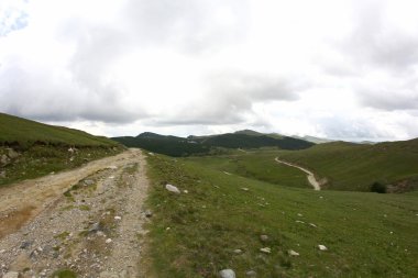 Romanya 'daki Güney Karpatlar' ın bir parçası olan Bucegi Dağları 'ndan manzara