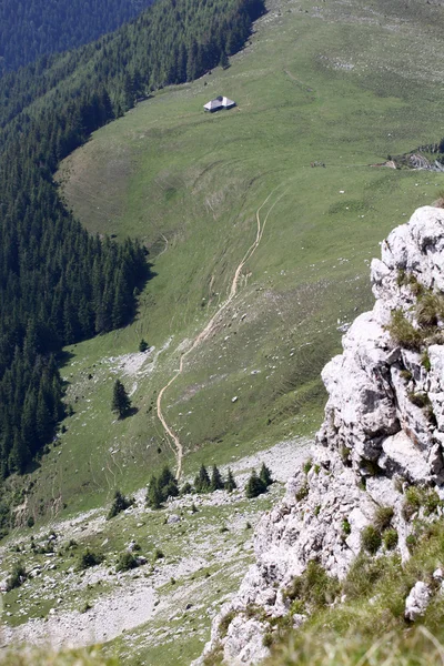 Peisaj din Munții Bucegi, parte a Carpaților de Sud din România — Fotografie, imagine de stoc